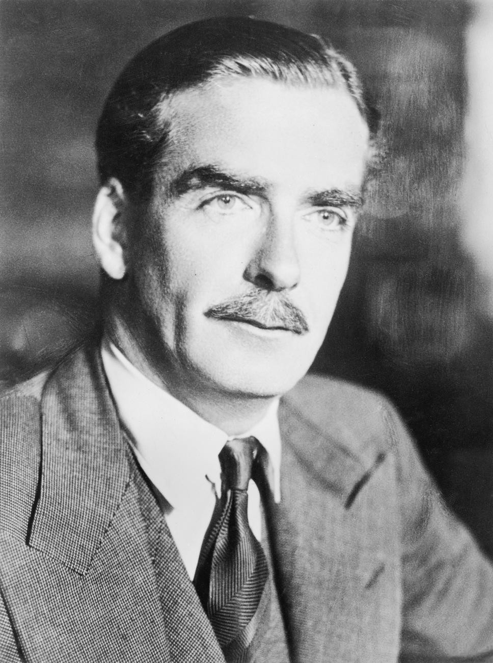 Anthony Eden Fotografia