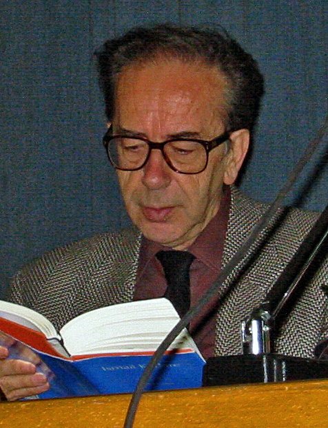Ismail Kadare Fotografia