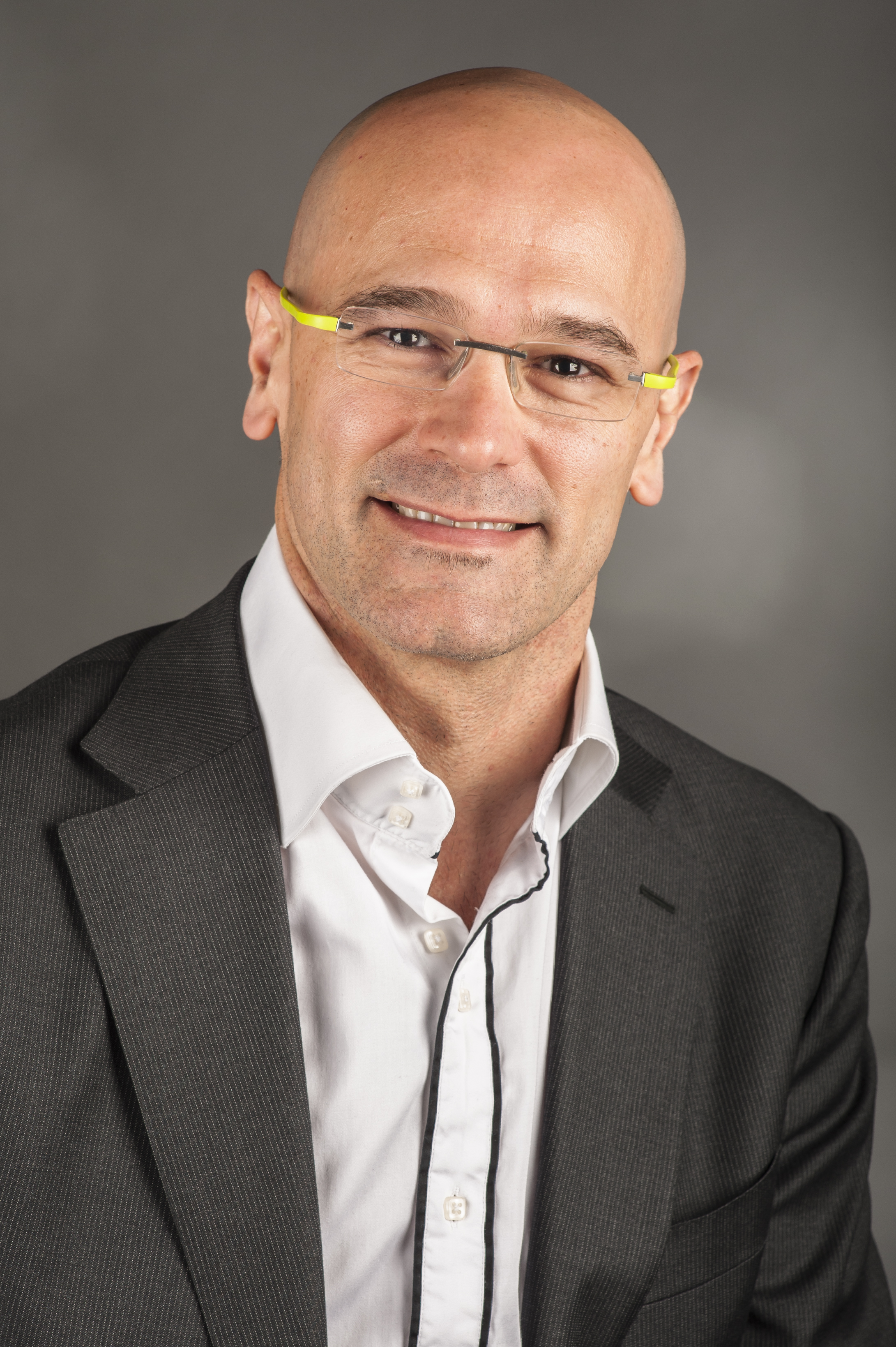Raül Romeva Fotografia