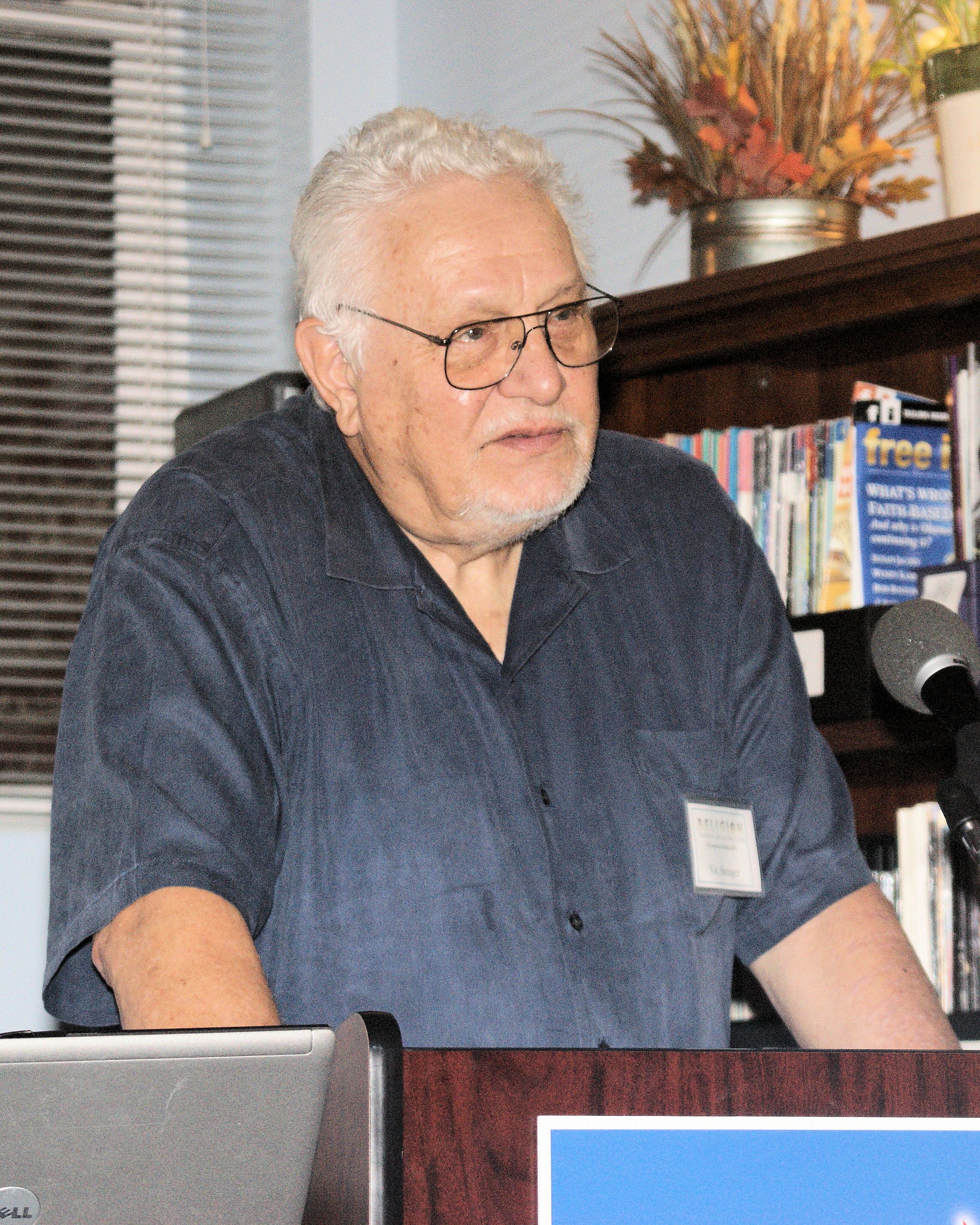 Victor J. Stenger Fotografia